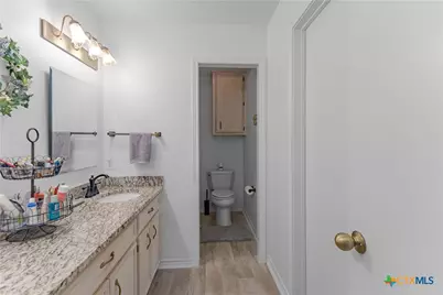 4945 Fm 531, Yoakum, TX 77995 - Photo 19
