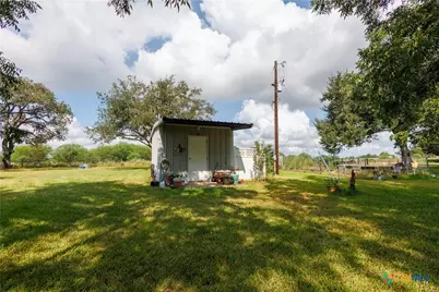4945 Fm 531, Yoakum, TX 77995 - Photo 27