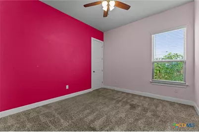 1080 Carriage Loop, New Braunfels, TX 78132 - Photo 15