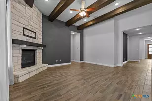 1080 Carriage Loop, New Braunfels, TX 78132 - Photo 19
