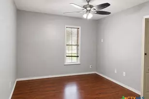 1504 Justice Dr, Port Lavaca, TX 77979 - Photo 11