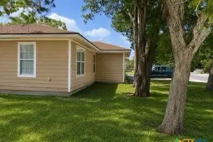 1504 Justice Dr, Port Lavaca, TX 77979 - Photo 15