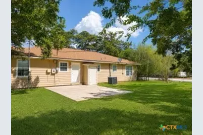 1504 Justice Drive, Port Lavaca, TX 77979 - Photo 3
