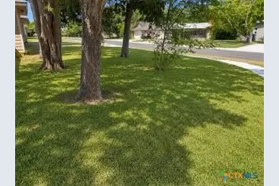 1504 Justice Drive, Port Lavaca, TX 77979 - Photo 11