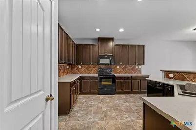 1480 Jordan Crossing, New Braunfels, TX 78130 - Photo 13