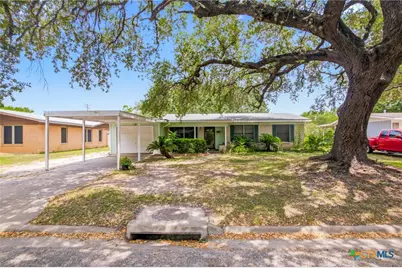 2302 E Rosebud Avenue, Victoria, TX 77901 - Photo 3
