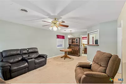 2302 E Rosebud Avenue, Victoria, TX 77901 - Photo 3