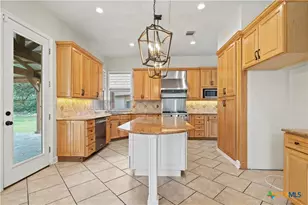 17 Horseshoe Ct, New Braunfels, TX 78132 - Photo 23