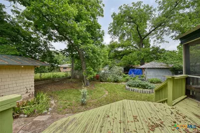 222 S Academy Avenue, New Braunfels, TX 78130 - Photo 15