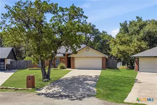 8 Holly Ct, Belton, TX 76513 - Photo 5