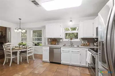 8 Holly Court, Belton, TX 76513 - Photo 13