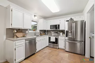 8 Holly Court, Belton, TX 76513 - Photo 11