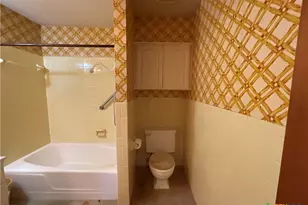 605 3rd St, Cuero, TX 77954 - Photo 25