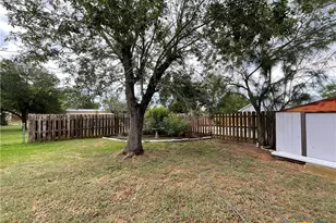 605 3rd St, Cuero, TX 77954 - Photo 31