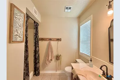109 Perth Street, Victoria, TX 77904 - Photo 29