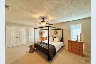 109 Perth Street, Victoria, TX 77904 - Photo 33