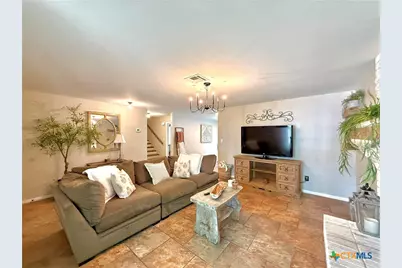 109 Perth Street, Victoria, TX 77904 - Photo 9