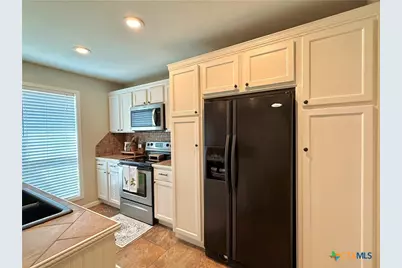 109 Perth Street, Victoria, TX 77904 - Photo 23