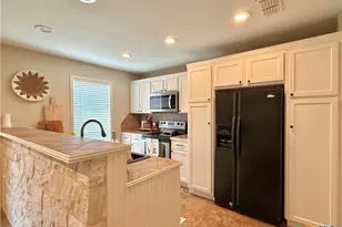 109 Perth St, Victoria, TX 77904 - Photo 19