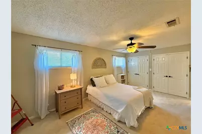 109 Perth Street, Victoria, TX 77904 - Photo 35