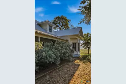 550 Beback Inn Road, San Marcos, TX 78666 - Photo 7