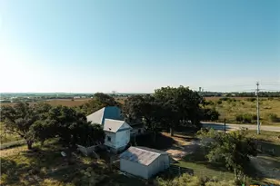 550 Beback Inn Rd, San Marcos, TX 78666 - Photo 3