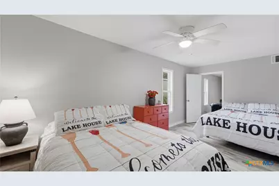 429 Laguna Vista, Seguin, TX 78155 - Photo 25