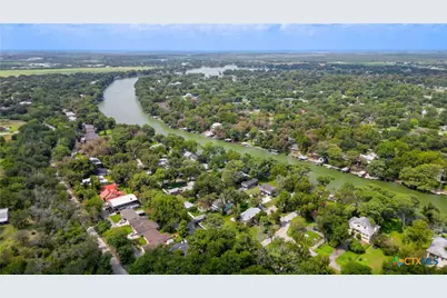 429 Laguna Vista, Seguin, TX 78155 - Photo 29