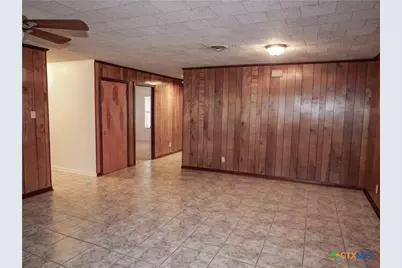 1209 E Morgan, Cuero, TX 77954 - Photo 33