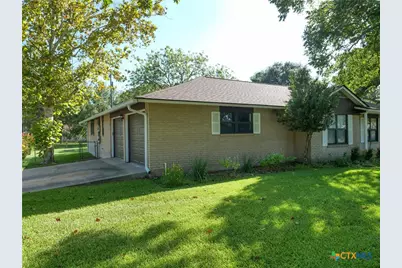 1209 E Morgan, Cuero, TX 77954 - Photo 9
