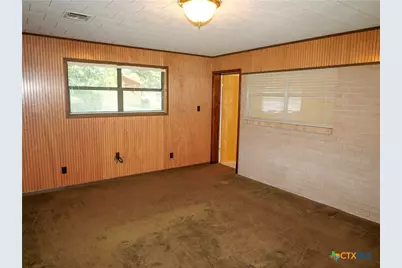 1209 E Morgan, Cuero, TX 77954 - Photo 11