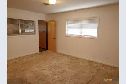 1209 E Morgan, Cuero, TX 77954 - Photo 37