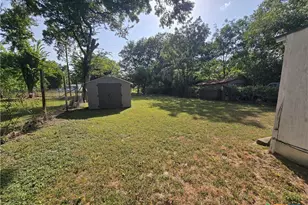 313 Commerce St, Marlin, TX 76661 - Photo 9