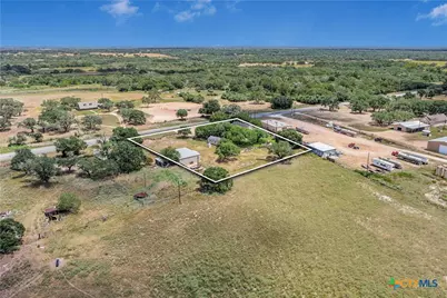 3393 E State Hwy 111, Yoakum, TX 77995 - Photo 7