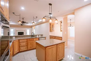 511 Mason Cir, Victoria, TX 77904 - Photo 7
