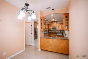511 Mason Cir, Victoria, TX 77904 - Photo 11
