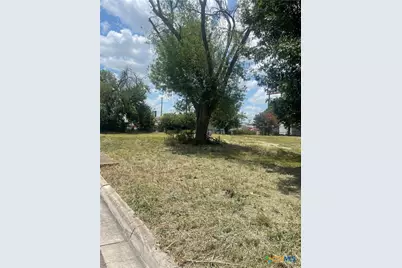1350 Huisache Avenue, New Braunfels, TX 78130 - Photo 5