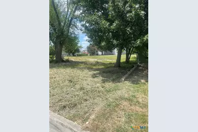 1350 Huisache Avenue, New Braunfels, TX 78130 - Photo 3