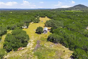 1353 Brushy Creek Dr, Lakehills, TX 78063 - Photo 3