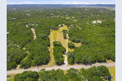 1353 Brushy Creek Drive, Lakehills, TX 78063 - Photo 17