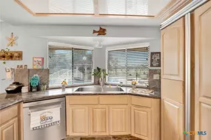 5 Augusta Dr, Seguin, TX 78155 - Photo 13