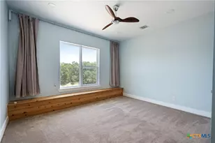 2010 Hoffmann Ln, New Braunfels, TX 78132 - Photo 25