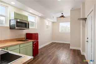 2010 Hoffmann Ln, New Braunfels, TX 78132 - Photo 37
