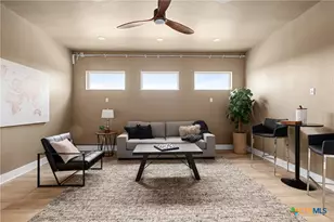 2010 Hoffmann Ln, New Braunfels, TX 78132 - Photo 15