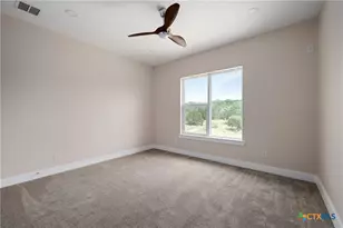 2010 Hoffmann Ln, New Braunfels, TX 78132 - Photo 23