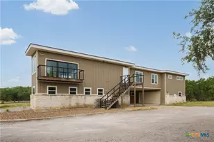 2010 Hoffmann Ln, New Braunfels, TX 78132 - Photo 39