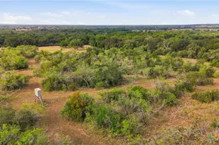 1196 Loch Ln, Seguin, TX 78155 - Photo 41