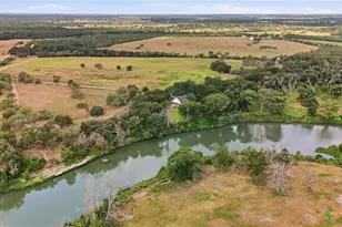 1196 Loch Ln, Seguin, TX 78155 - Photo 37