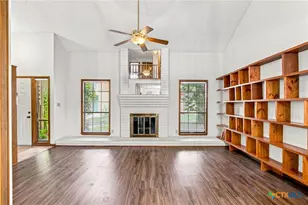 101 Maplewood Dr, Victoria, TX 77901 - Photo 7