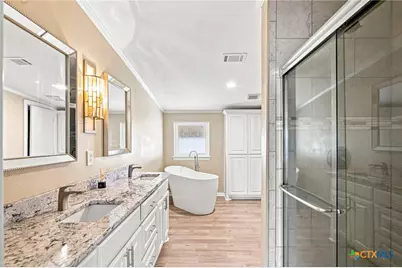 730 Shady Hollow Road, Victoria, TX 77904 - Photo 17